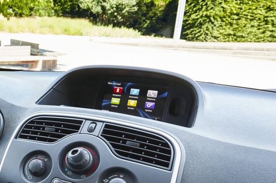 2 φορτηγό Seater με την καλύτερη τιμή στη Renault Kangoo, και confortable στα χαρακτηριστικά γνωρίσματα, την απόσταση σε μίλια, τη διάταξη θέσεων, και την απόδοση μηχανών