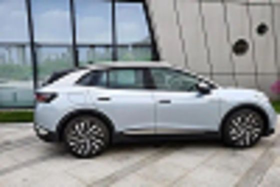 0.67h γρήγορα χρεώνοντας στο ηλεκτρικό αυτοκίνητο τη μακροχρόνια σειρά 425km ταυτότητα 4X της VW νέα ενέργεια