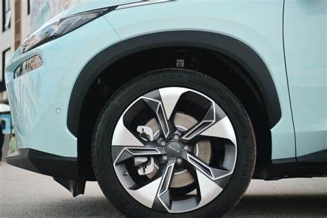 Αριστερό AION Β ηλεκτρικό αυτοκίνητο 500km σειρά 5 αυτοκίνητο Seater SUV για τον έφηβο ενηλίκων