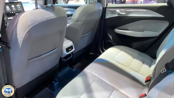 Συμπαγή ηλεκτρικά αυτοκίνητα EV 550km μπροστινό Drive 150km/h γεωμετρίας Γ ροδών σειράς