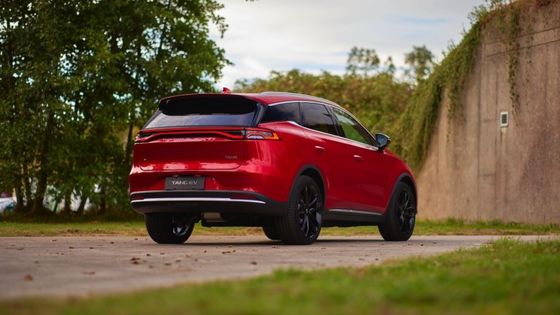 ηλεκτρικά αυτοκίνητα υψηλής επίδοσης 635km