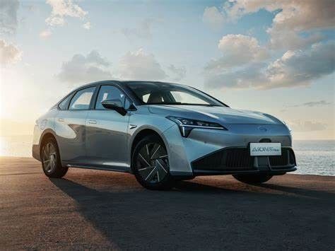 Ενιαίο Ε GAC Aion S μέσο ηλεκτρικό αυτοκίνητο φορείων πολυτέλειας μηχανών 135kW αυτοκινήτων