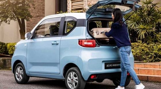 ηλεκτρικά οχήματα RWD 3 πόρτα 2 πλαίσιο 4 Wuling ποσοστού 120km ηλεκτρικό μίνι αυτοκίνητο Seater