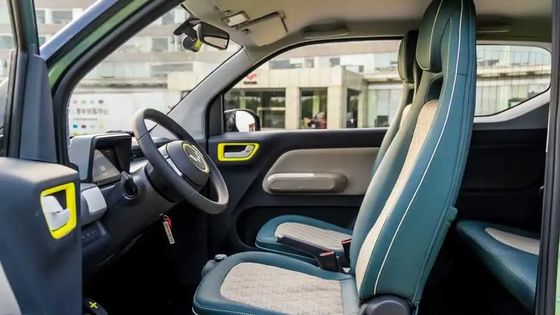 Μικρά 3 αυτοκίνητα 120km 2 πλαίσιο 4 πορτών του Game Boy Wuling ηλεκτρικό αυτοκίνητο Seater