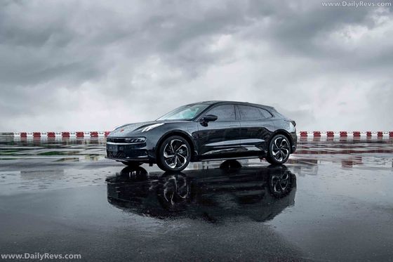 Zeekr 001 μεγάλη ηλεκτρική μακροχρόνια σειρά 732km πολυτέλεια 6.9s αυτοκινήτων σε 100km/H