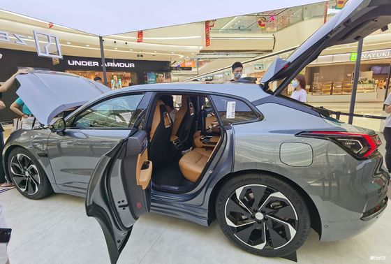 Zeekr 001 μεγάλη ηλεκτρική μακροχρόνια σειρά 732km πολυτέλεια 6.9s αυτοκινήτων σε 100km/H