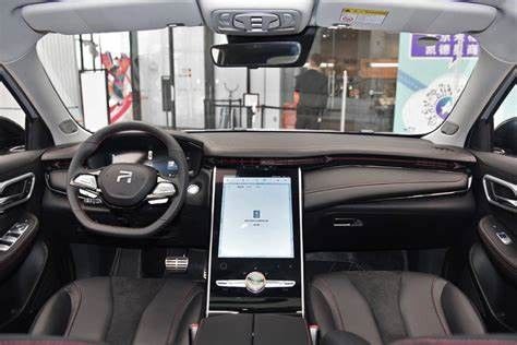 FWD αυτοκινήτων της EV μακροχρόνιας σειράς θαύματος ER6 Feifan τετράτροχη αυτόματη υψηλή ταχύτητα SUV