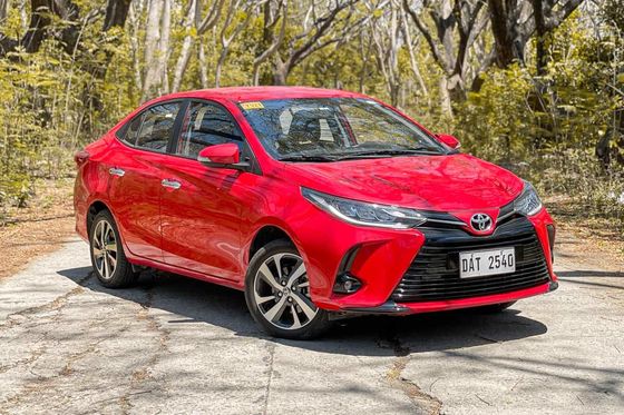 FWD 5 Seater ταχύτητας αυτοκινήτων 190km/H της Toyota Vios μέσο ηλεκτρικό ανώτατο φορείο