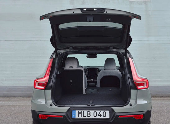 Ηλεκτρική οικογένεια αυτοκινήτων 160km/h SUV της VOLVO Xc40 μέση ηλεκτρική μηχανή 231 HP