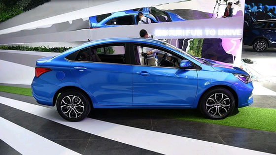 Chery Arrizo Ε καθαρό ηλεκτρικό αυτοκίνητο 5 Seater 4 πόρτα 401km δαπανών SUV αυτοκινήτων γρήγορο σειρά