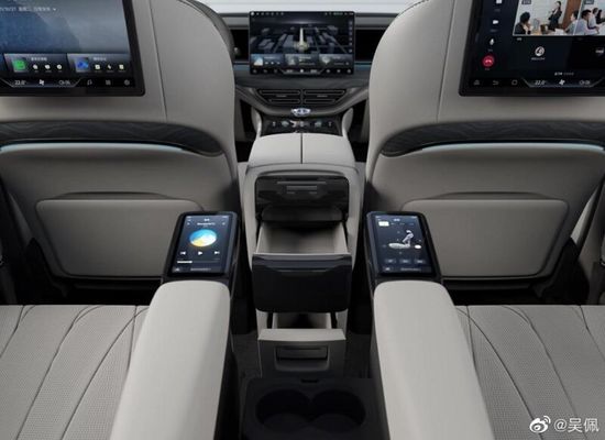 Μπαταρία 4WD ηλεκτρικό SUV 180km/h σιδήρου λίθιου αυτοκινήτων 571nm Denza D9 MPV EV