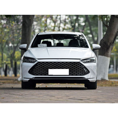 130km/h μεταχειρισμένα ηλεκτρικά αυτοκίνητα BYD Qin συν 400 ηλεκτρικά οχήματα της EV Ταμείων ταξιδιού