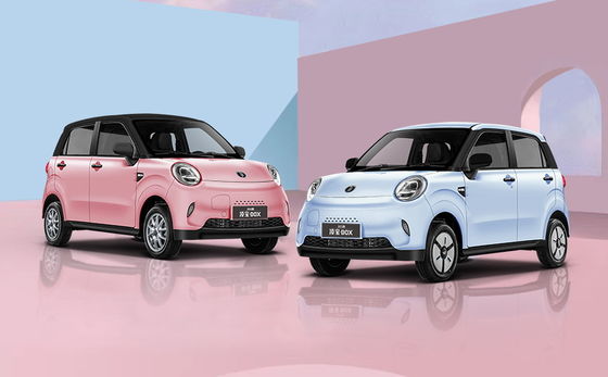 Εξαιρετικό εσωτερικό, πλούσια διαμόρφωση και μόδα στο Lingbao Box EV New Car