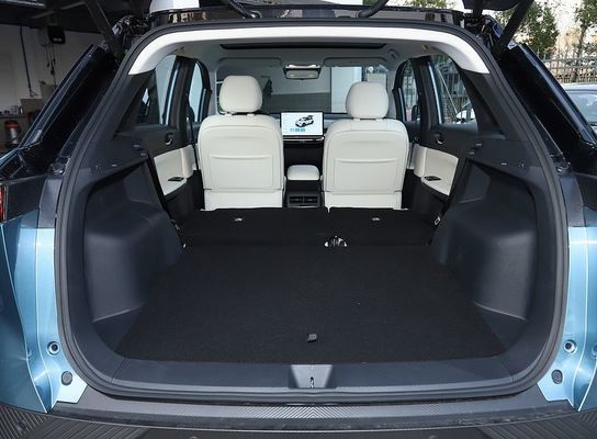 Το Venucia VX6 είναι ένα ηλεκτρικό SUV με αυτο-αναπτυγμένη μπαταρία Luban.