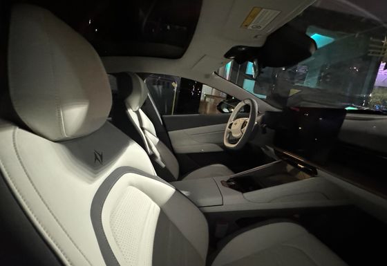 Το Dongfeng Eπ 007 με 1200 χλμ. αυτονομία και Μαξ ταχύτητα 165 χλμ/ώρα 5 πόρτες