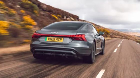 Το 2023 Audi e-Tron GT Το απόλυτο ηλεκτρικό αυτοκίνητο τεσσάρων θυρών με 673 ίππους 480 χλμ CLTC και χωρητικότητα μπαταρίας 93.4kwh