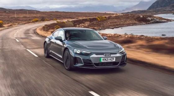 Το 2023 Audi e-Tron GT Το απόλυτο ηλεκτρικό αυτοκίνητο τεσσάρων θυρών με 673 ίππους 480 χλμ CLTC και χωρητικότητα μπαταρίας 93.4kwh