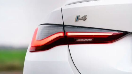 Η πιο πρόσφατη και τετρακίνητη BMW i4 με διπλό ηλεκτρικό κινητήρα power&hatchback available