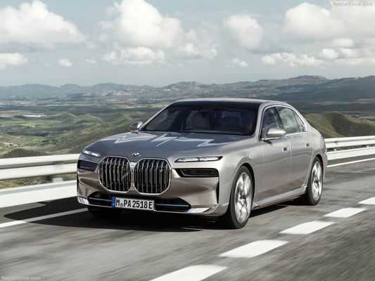 Νέο ενεργειακό όχημα για BMW i7 2023 xDrive60L πολυτελή Αθλητικά καθίσματα αυτοκινήτων για ενήλικες ηλεκτρικά οχήματα
