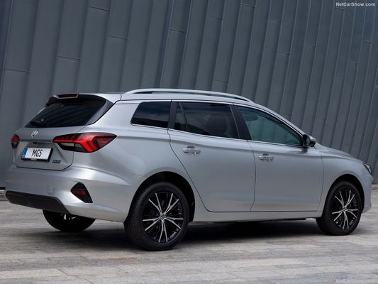 Μεγάλο, άνετο, ηλεκτρικό αυτοκίνητο στο MG 5 EV με αξιοπρεπή αυτονομία 344 χιλιομέτρων και δυνατότητα υπερφόρτισης.