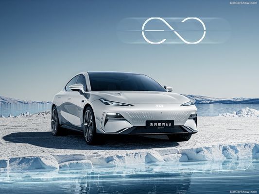 Geely Galaxy E8 Ev Ηλεκτρικό αυτοκίνητο 2024 550Kw Max Νέα Ενέργεια Οχήμα Sedan με ένα κινητήρα με 190km / H Max ταχύτητα