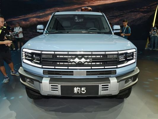 Υβριδικό αυτοκίνητο Luxury Off Road Αυτοκίνητο BYD Formula Leopard 5 5 πόρτες/5 θέσεις SUV NEDC Διάστημα 1200 χλμ.