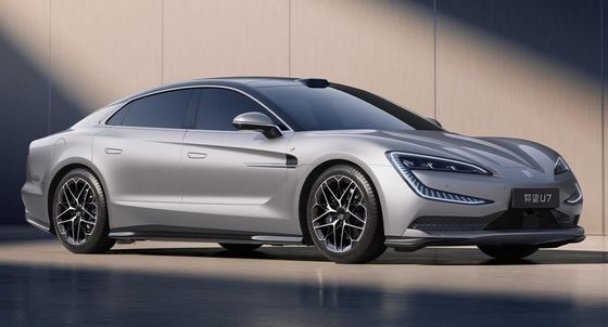 ΠΡΟΣΟΧΗ 2024 Νέο EV αυτοκίνητο BYD Yangwang U7 Sedan Αντίσταση ανέμου Cd 0.195 240Kw ισχύς κινητήρα