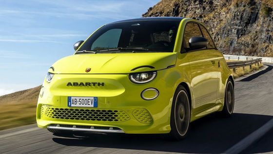 Γλυκό και σπορ στο Abarth 500e Hot Hatchback Ηλεκτρικό αυτοκίνητο όσο διασκεδαστικό όσο η βενζίνη 152P.S.
