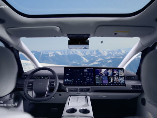 Το Lixiang MEGA 2024 EV 7 θέσεων πολυτελές MPV 710KM μεγάλης εμβέλειας ηλεκτρικό αυτοκίνητο 4WD