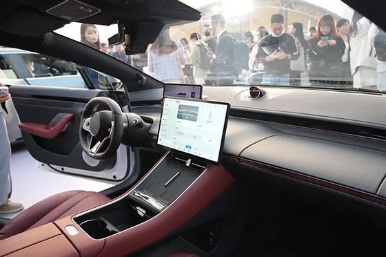 2024 Νέο Chery Huawei LUXEED S7 2024 Luxury Electric Sedan LUXEED S7 με κατανάλωση 12,4kw/h