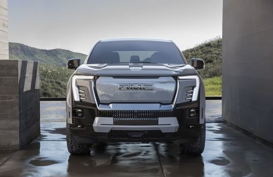 GMC Sierra EV διπλό κινητήρα κινητήρα με 754P που έχει χαρακτηριστεί για να ρυμουλκήσει έως 9500 λίβρες και μπορεί να τραβήξει μέχρι 1300 λίβρες ωφέλιμου φορτίου