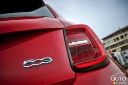 2024 FIAT 500e FWD Μίνι ηλεκτρικά αυτοκίνητα 42kwh μπαταρία με μέγιστη ταχύτητα 94mph