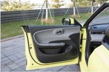 Νέο Pure EV αυτοκίνητα Dongfeng Nammi 01 hatchback EV και εντυπωσιακή αυτονομία και μπαταρία στερεής κατάστασης