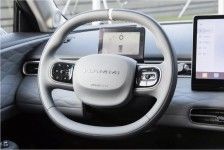 Νέο Pure EV αυτοκίνητα Dongfeng Nammi 01 hatchback EV και εντυπωσιακή αυτονομία και μπαταρία στερεής κατάστασης