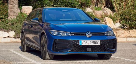 Πολυδιάστατο αυτοκίνητο VW Νέο Volkswagen Passat PHEV 2024 Με 268bhp & 400Nmof ροπή,7.4s Επιτάχυνση
