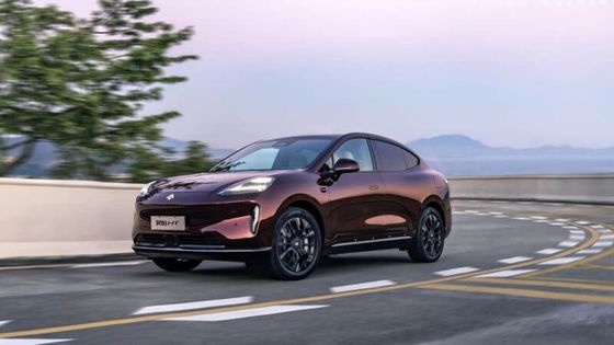 Το 2023 το GAC Aion's Hyper HT Fastback SUVRWD έκδοση ανταλλαγής μπαταρίας με πόρτες Gull Wing, 245 HP, 550 Km Of range