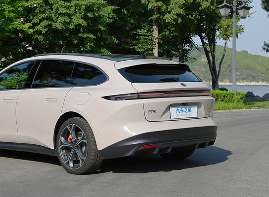 Νέα ενεργειακά οχήματα με επαρκή χρώματα 2024 Nio ET5T Weilai Ηλεκτρικά οχήματα 75kwh 200km / h αυτοκίνητο υψηλής ταχύτητας