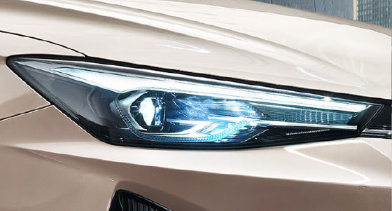 NEDC501Km Πεδίο οδήγησης Roewe Ei5 MPV Πυρή ηλεκτρικά οχήματα Μέγιστη ταχύτητα 185km/h 8.3sec 0-100km/h Επιτάχυνση