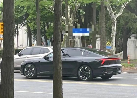 Το πιο καυτό αυτοκινητοδρόμιο της Πεκίνου Jiyue07 200kw Μηχανοκίνητη ισχύς 27w;.S ΠΟΡΟΗ ΕΛΕΚΤΡΙΚΗ ΑΤΕΡΑ με μέγιστη ταχύτητα στα 200km/h