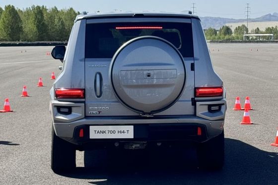 GWM TANK Luxury Off-road SUV PHEV AWD Drivetrain 190km/h Μέγιστη ταχύτητα Με κινητήρα V6 360t & 0,4h γρήγορο χρόνο φόρτισης