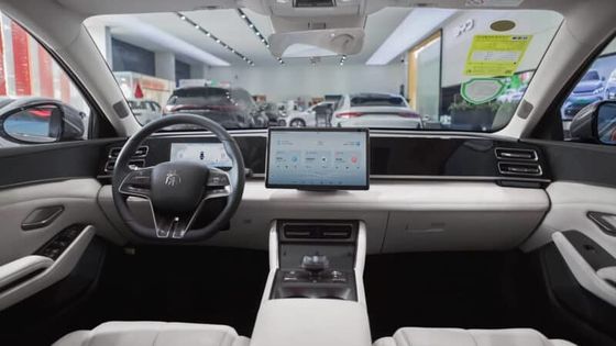 Νέο υβριδικό όχημα 2024 BYD Qin L Dm-i 1.5T 101Ps.L4 Μηχανή Με 218Ps Ηλεκτρική ισχύς 180km / h μέγιστη ταχύτητα