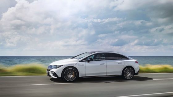 Ηλεκτρικό όχημα μεγάλης εμβέλειας Mercedes-Benz EQE AMG 53 4MATIC+με ισχύ κινητήρα 460kw/625P.s 220km/h μέγιστη ταχύτητα