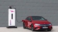Ηλεκτρικό όχημα Mercedes-Benz EQE AMG 43 4MATIC μπαταρία 90,6kwh 450km αυτονομία με 350kw/476P.s ισχύς κινητήρα