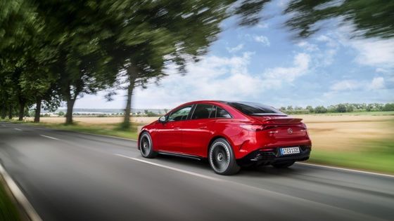 Ηλεκτρικό όχημα Mercedes-Benz EQE AMG 43 4MATIC μπαταρία 90,6kwh 450km αυτονομία με 350kw/476P.s ισχύς κινητήρα