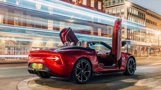 Το MG Cyberster Trophy είναι ένα ηλεκτρικό σπορ αυτοκίνητο με 335 ίππους και 350 λίβρες ροπής.