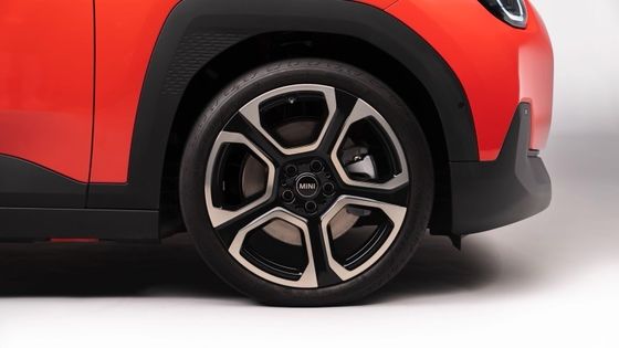 Όλο νέο MINI Aceman SE 54.2kwh μπαταρία με δυνατή 215hp & 330N.m κινητήρα 7.1s επιτάχυνση 0-100km / h