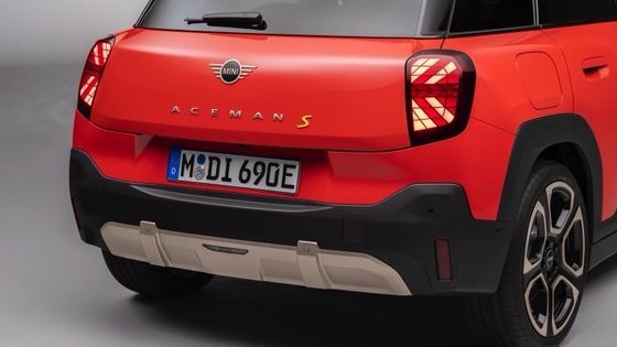 Όλο νέο MINI Aceman SE 54.2kwh μπαταρία με δυνατή 215hp & 330N.m κινητήρα 7.1s επιτάχυνση 0-100km / h
