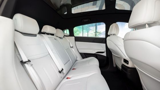 Xpeng G6 RWD Long Range Electric Vehicle SUV EV Ηλεκτρικό αυτοκίνητο με ισχύ κινητήρα 210kw RWD οδήγηση & 490km Range