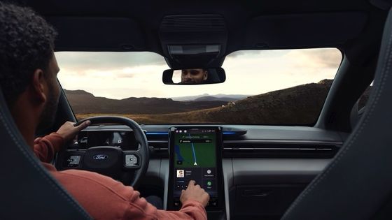 Έτοιμος να ξεκινήσει καθαρός ηλεκτρικός Crossover Ford Explorer AWD με 532km WLTP 250kw/340P.s ισχύ και μέγιστη ταχύτητα 180km / h