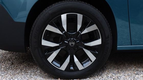 ΝΕΑ CITROEN e-Berlingo Νέο ηλεκτρικό όχημα 339χλμ Περιοχή 52kwh μπαταρία με 100kw ((136P.s) Δύναμη κινητήρα &132km/h μέγιστη ταχύτητα